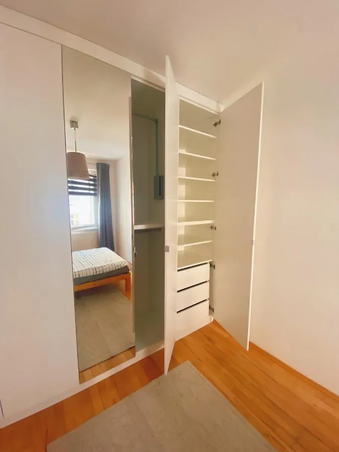 Cosy Apartment In A Perfect Location 1070 Historical Part Of Viyana 0*,  Avusturya